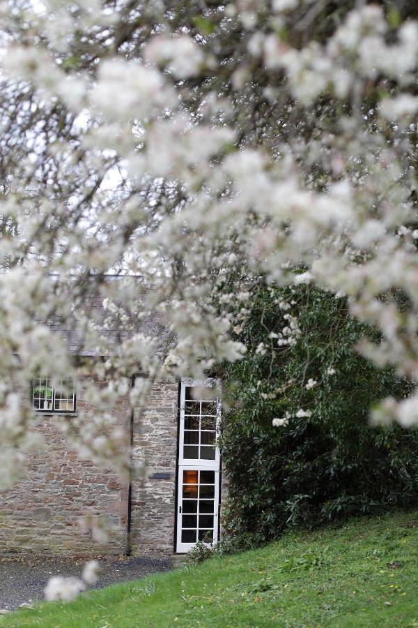 Glanhenwye Courtyard Cottages Glasbury Eksteriør bilde