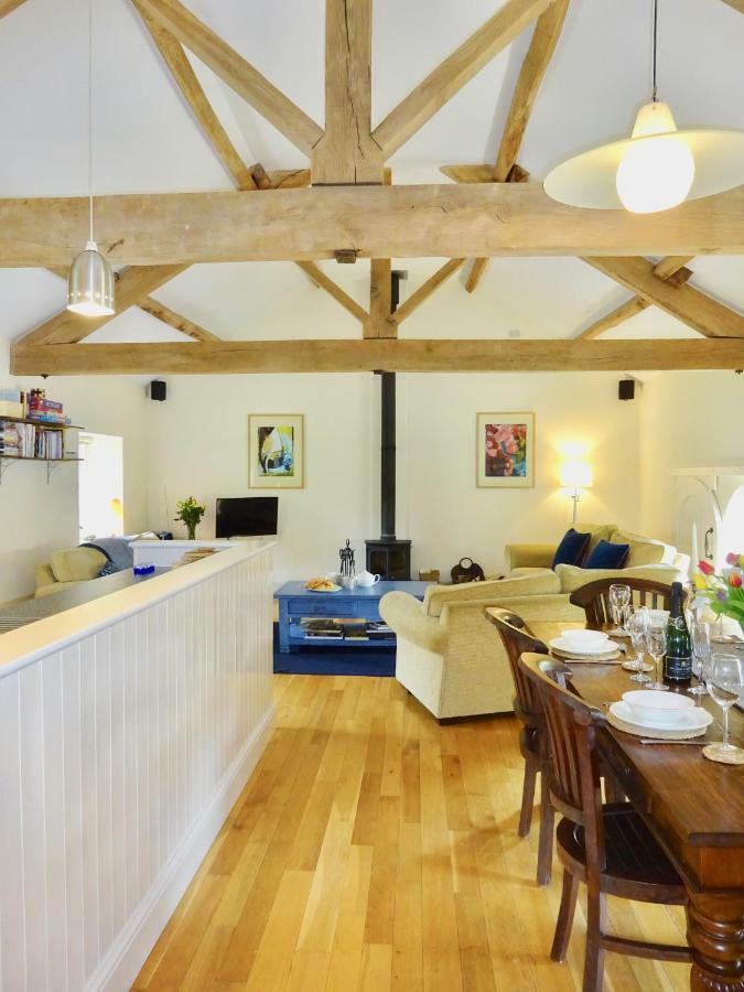 Glanhenwye Courtyard Cottages Glasbury Eksteriør bilde